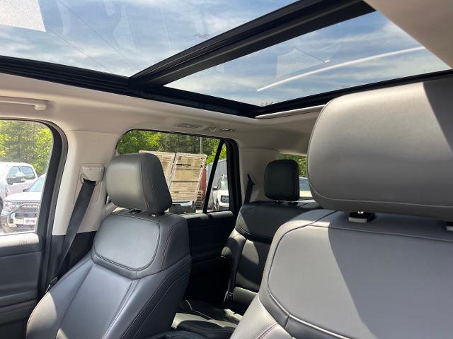 Certified 2025 Ford Expedition Active AWD/4WD image 7