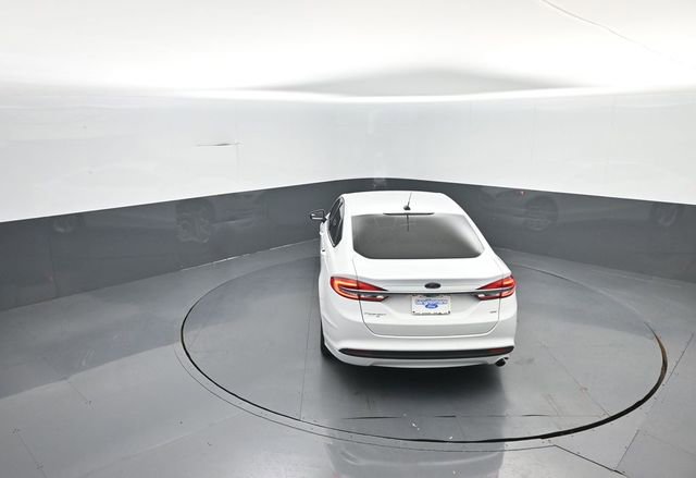 Certified 2018 Ford Fusion SE FWD image 28