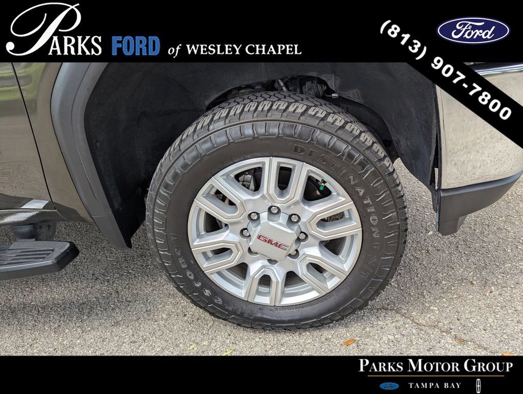 Used 2022 GMC Sierra 2500 SLT w/ SLT Premium Package AWD/4WD image 32