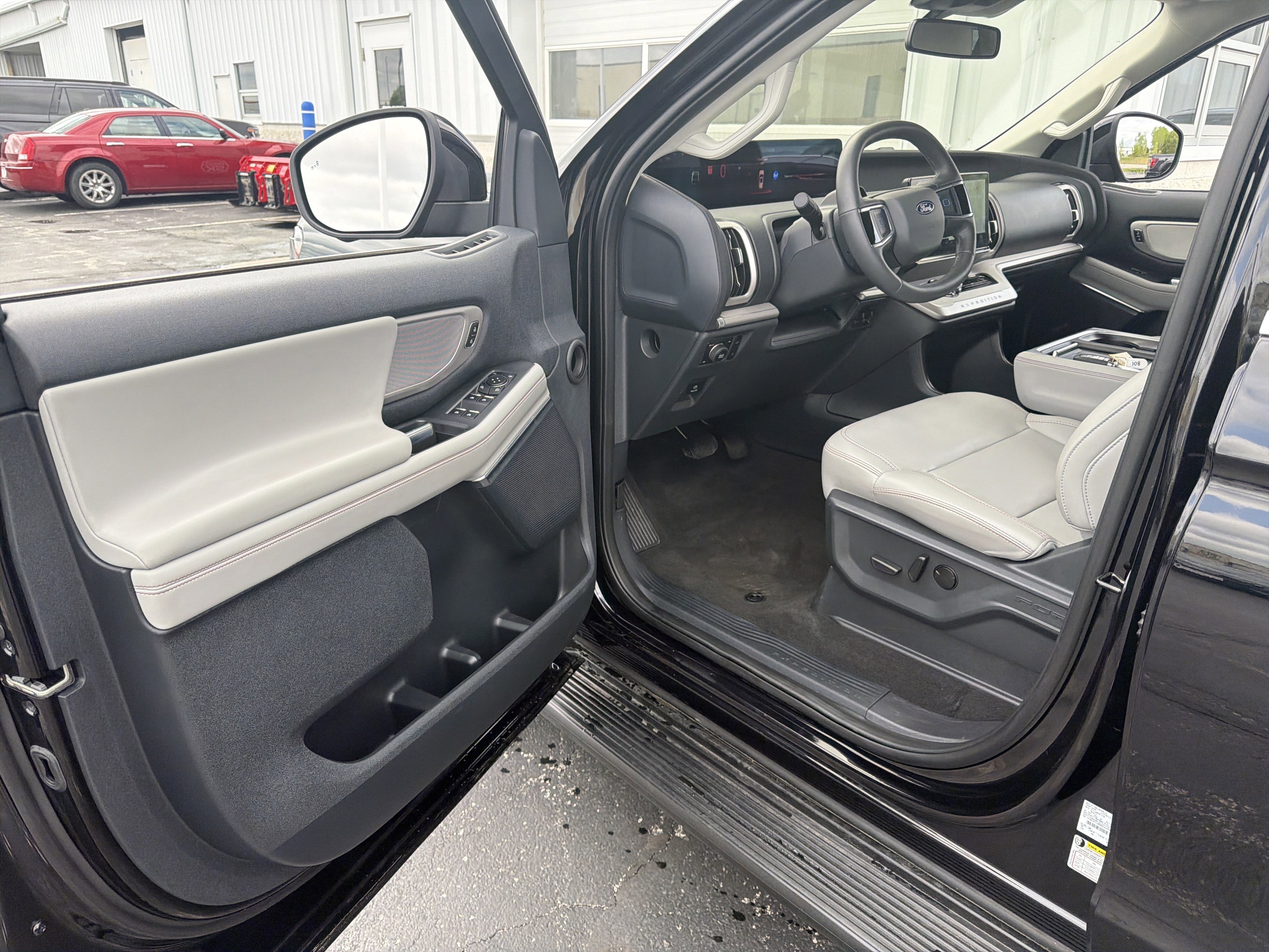 Certified 2025 Ford Expedition Max Active AWD/4WD image 25