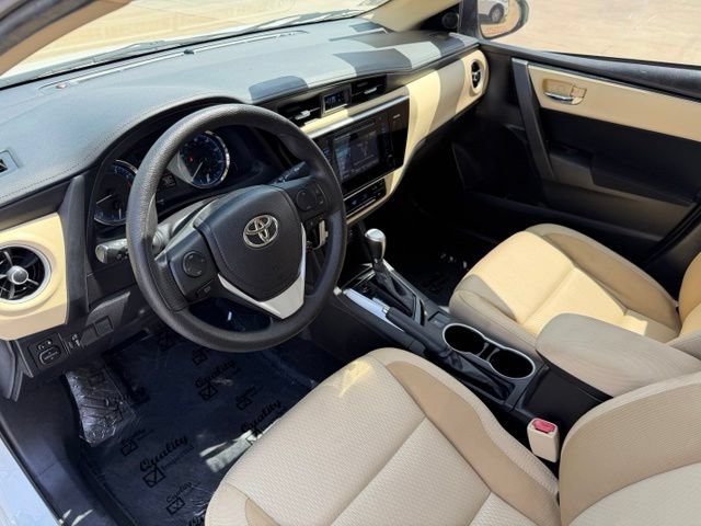 Used 2017 Toyota Corolla LE FWD image 11