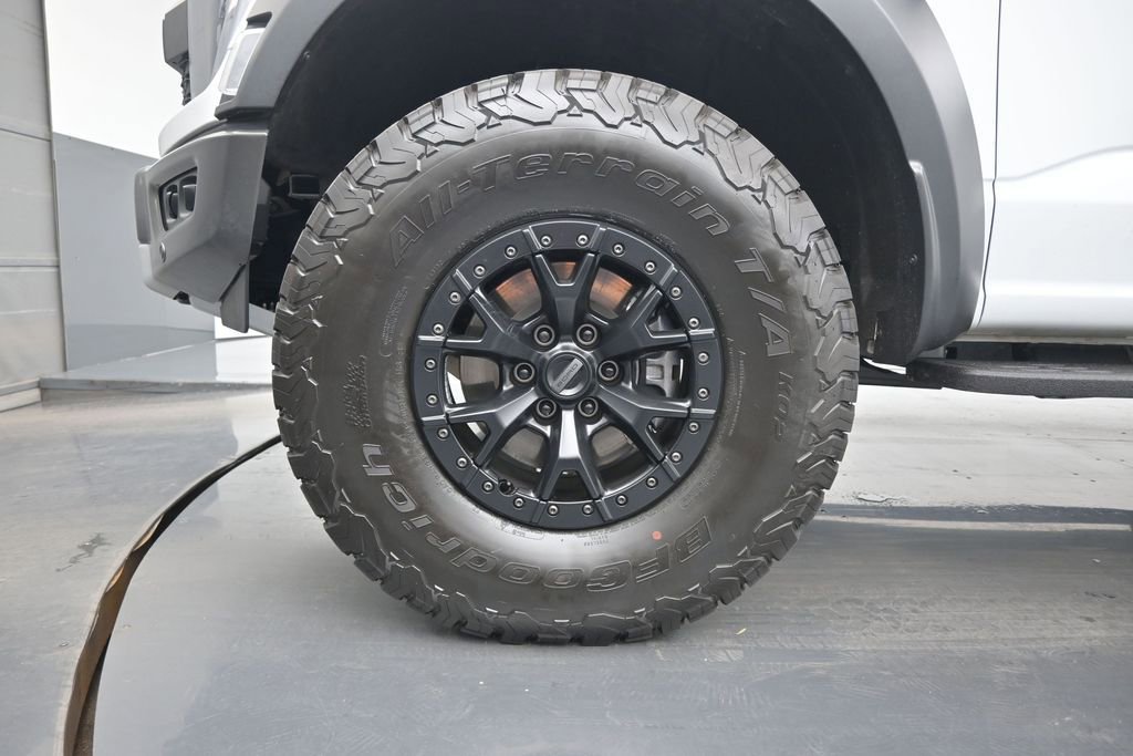 Certified 2023 Ford F150 Raptor w/ Raptor 37 Performance Package AWD/4WD image 25