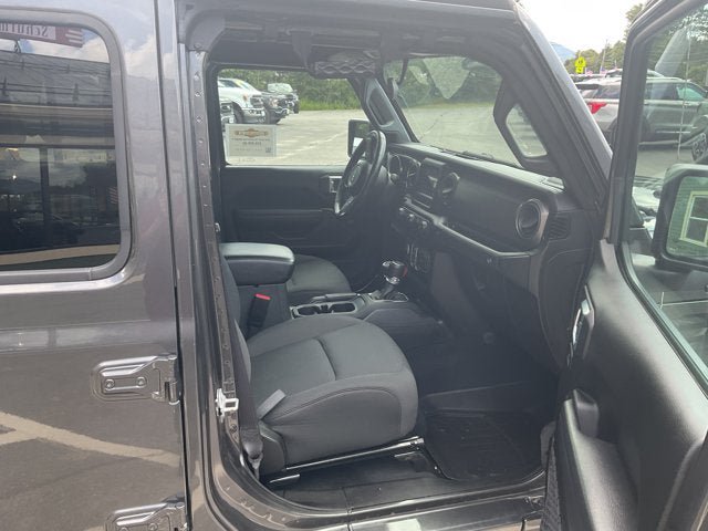 Used 2022 Jeep Gladiator Sport AWD/4WD image 32