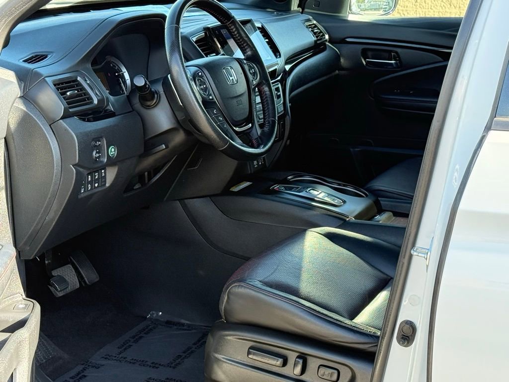Used 2022 Honda Ridgeline Black Edition image 6