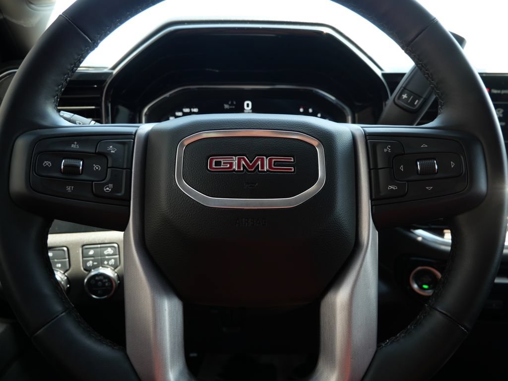 Used 2025 GMC Sierra 1500 SLT AWD/4WD image 29