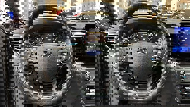 Certified 2020 Ford Explorer XLT w/ Equipment Group 202A image 6