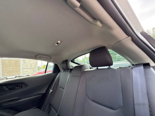 Used 2025 Toyota Prius LE FWD image 27