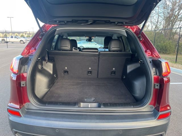 Used 2020 Jeep Cherokee Trailhawk w/ Cold Weather Group image 11