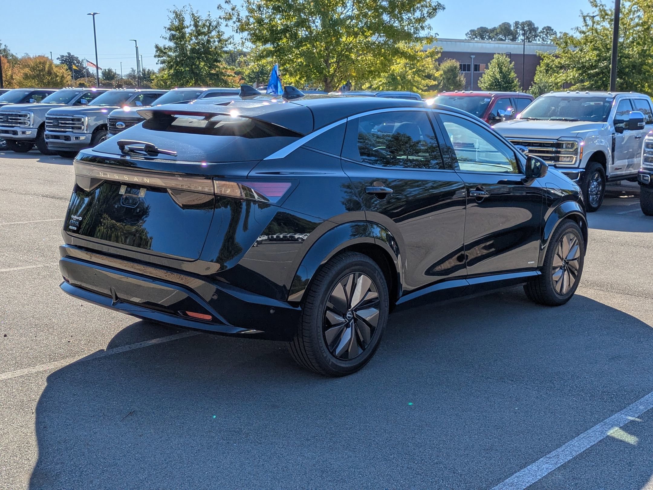 Used 2023 Nissan Ariya FWD image 6