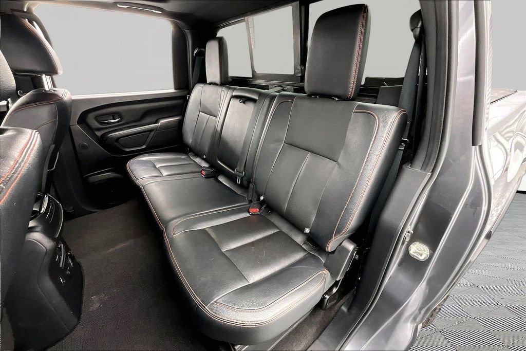 Used 2021 Nissan Titan PRO-4X w/ Pro-4x Convenience Package AWD/4WD image 27
