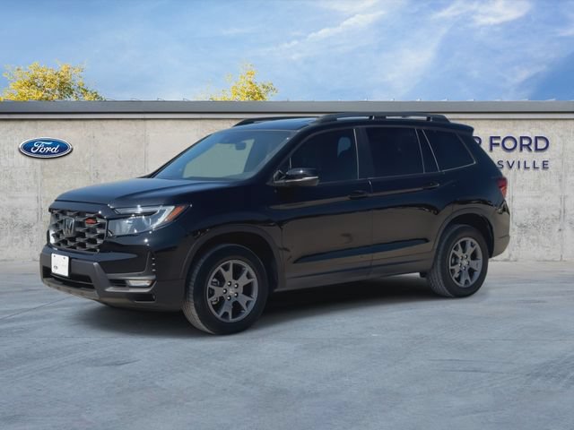 Used 2025 Honda Passport TrailSport image 4