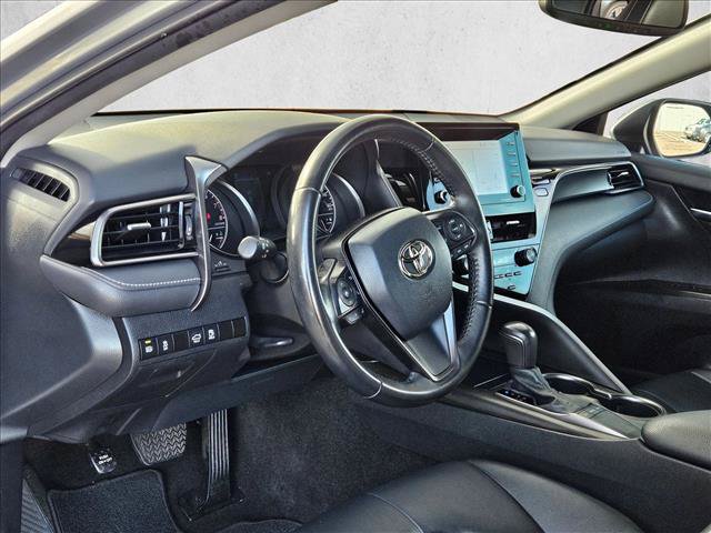 Used 2022 Toyota Camry SE w/ Convenience Package FWD image 9