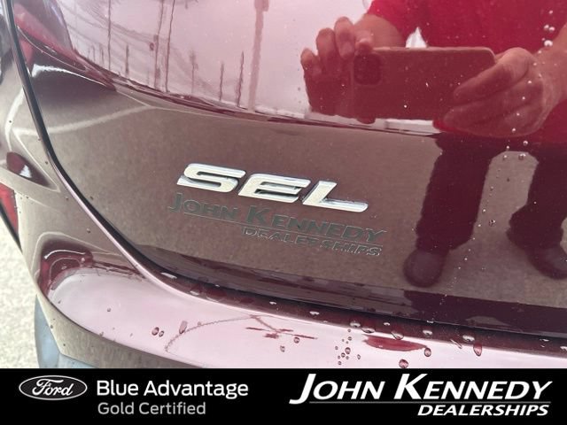 Certified 2022 Ford Edge SEL w/ Convenience Package AWD/4WD image 11