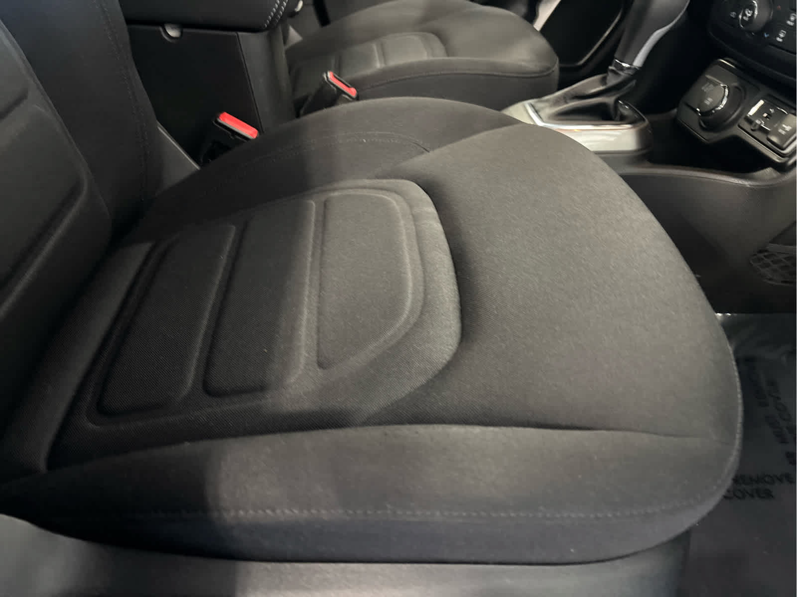 Used 2022 Jeep Renegade Latitude w/ Convenience Group AWD/4WD image 42