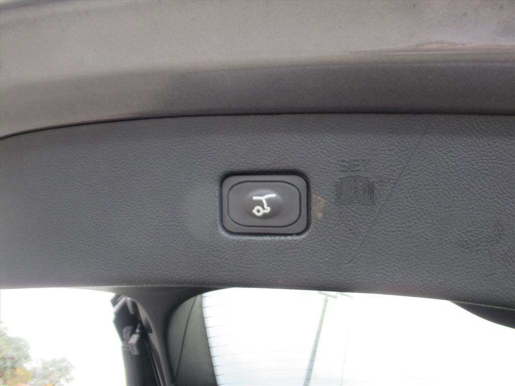 Certified 2022 Ford Edge SEL w/ Sport Appearance Package image 30