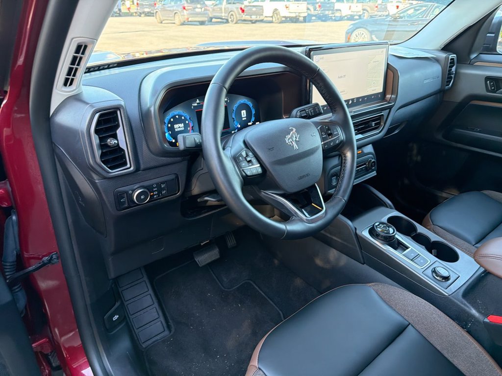 Certified 2025 Ford Bronco Sport Outer Banks w/ Outer Banks Tech Package+ AWD/4WD image 13