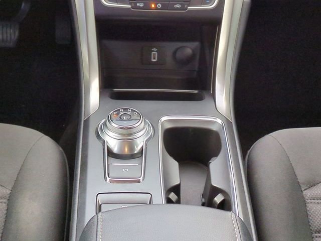 Certified 2017 Ford Fusion SE image 18