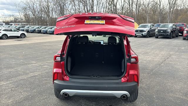 Certified 2024 Ford Escape Platinum image 29