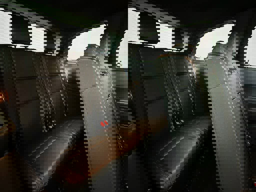 Used 2025 Dodge Durango R/T image 33