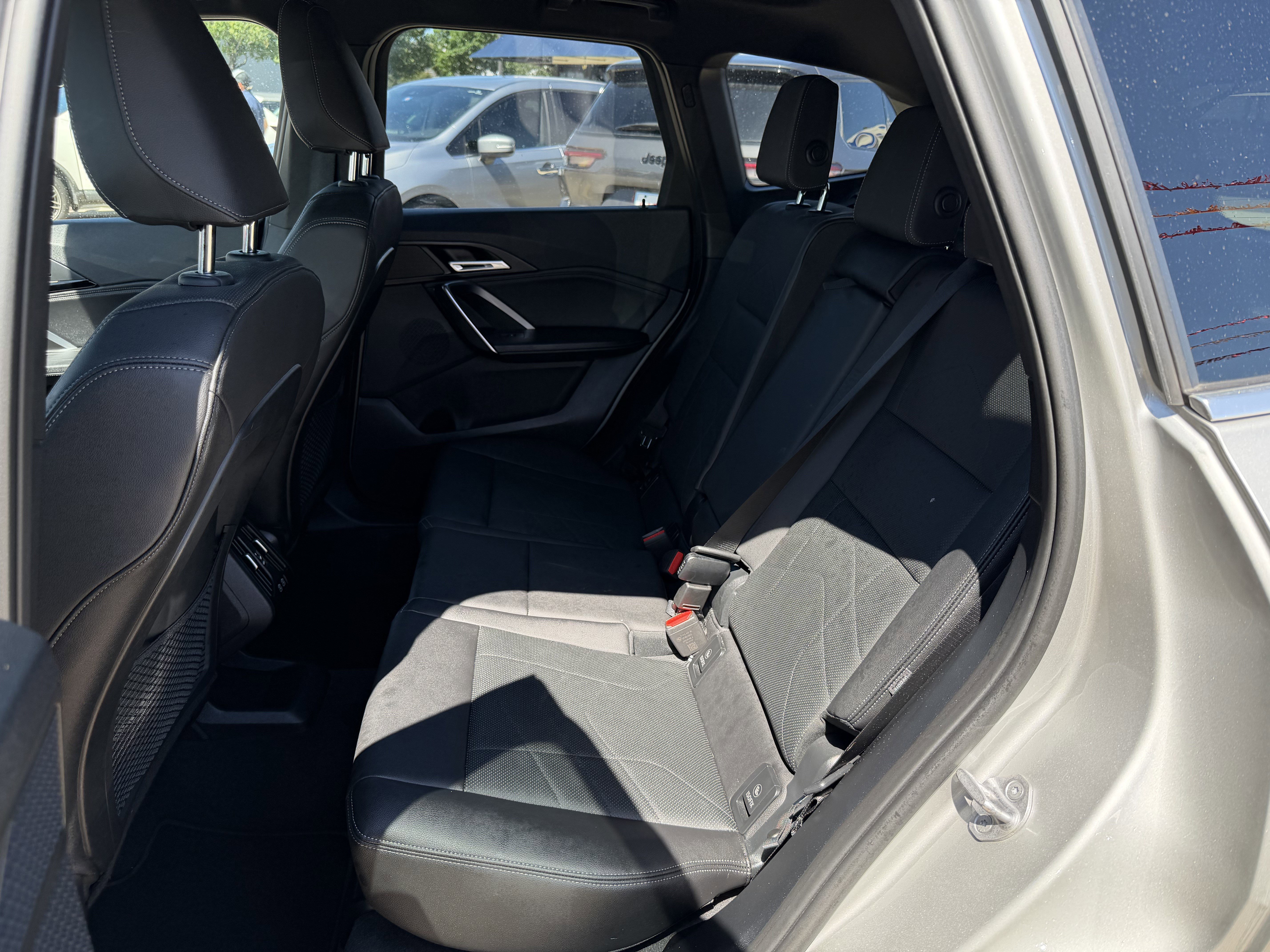 Used 2023 BMW X1 xDrive28i w/ Convenience Package AWD/4WD image 14