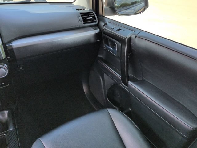 Used 2021 Toyota 4Runner Venture w/ Moonroof Package AWD/4WD image 18
