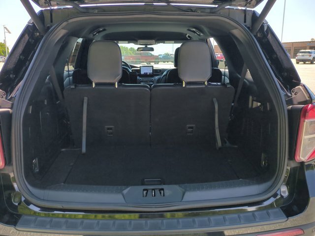 Certified 2020 Ford Explorer XLT w/ Equipment Group 202A RWD image 33