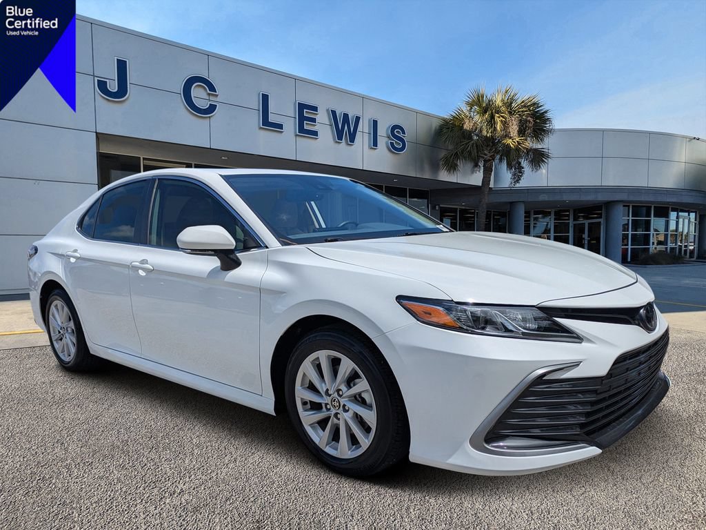 Used 2024 Toyota Camry LE w/ Convenience Package