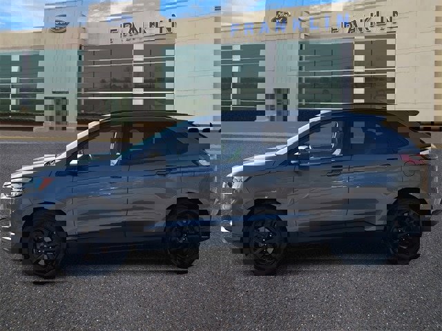 Certified 2024 Ford Edge SE image 4
