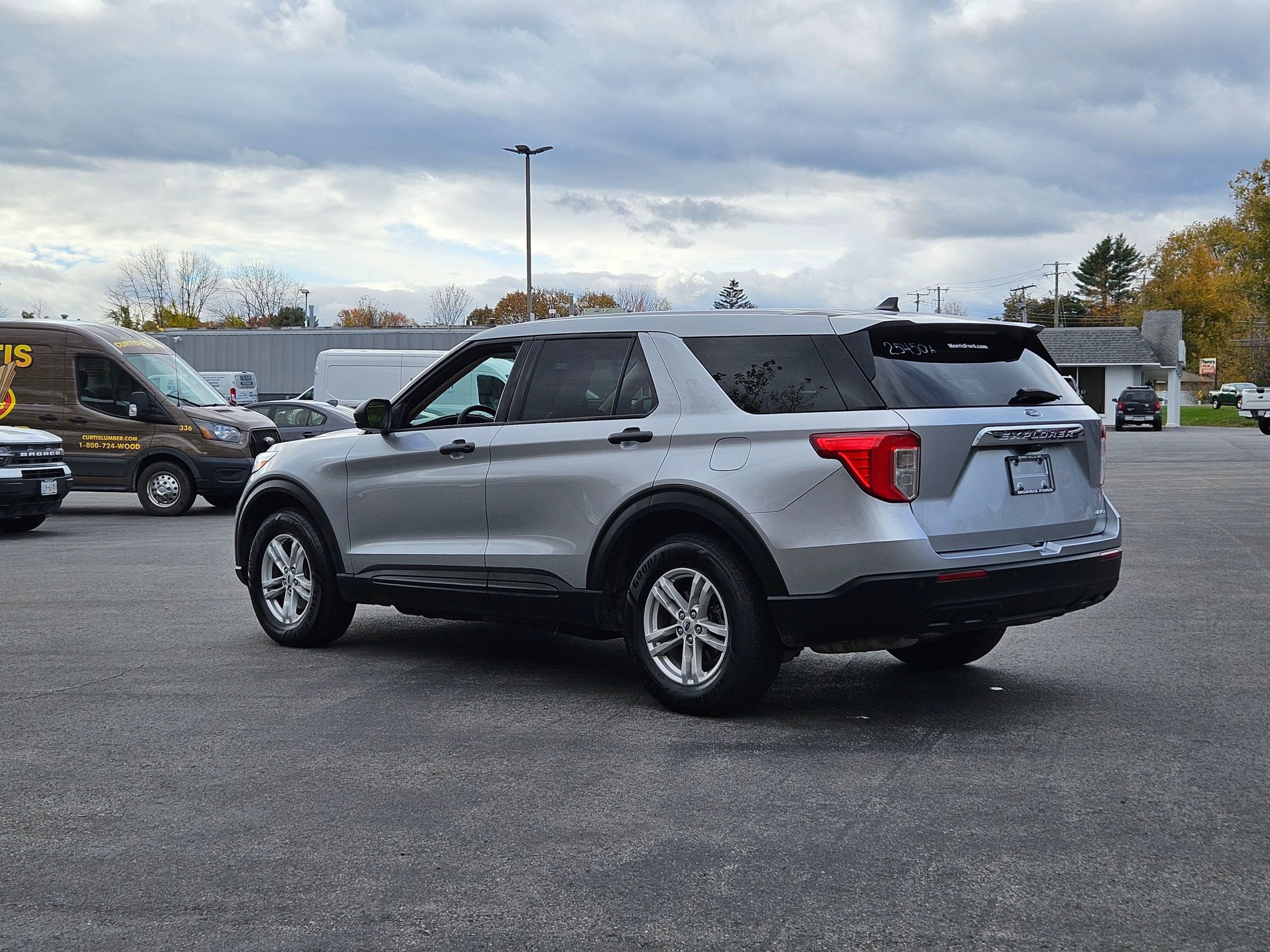 Certified 2022 Ford Explorer 4WD image 4