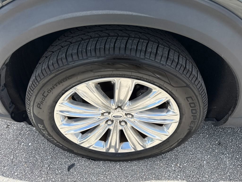 Certified 2023 Ford Explorer Limited w/ Limited Technology Package image 12