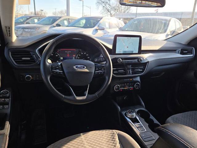 Certified 2021 Ford Escape SE w/ SE Sport Appearance Package image 19