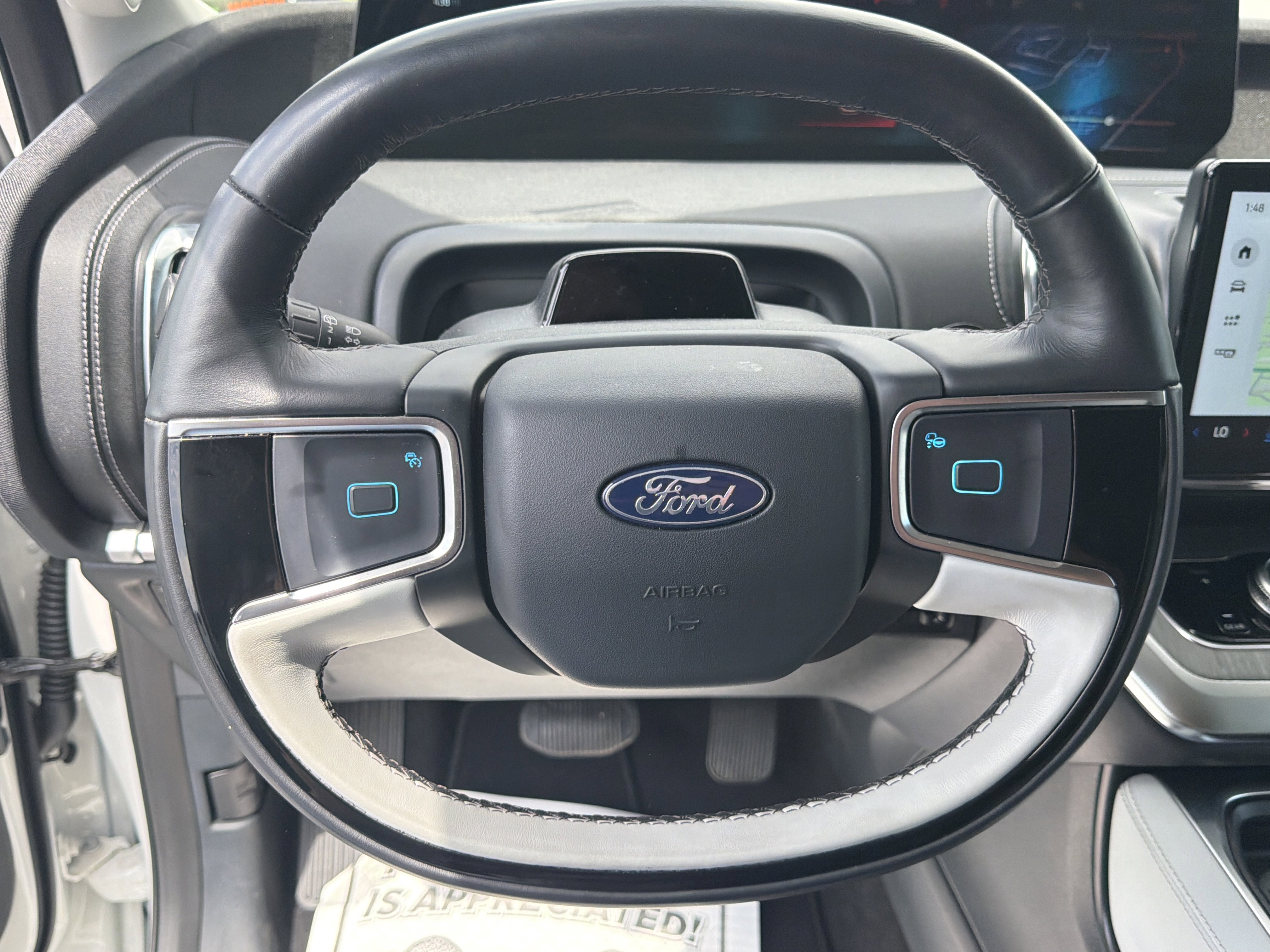 Certified 2025 Ford Expedition Max Platinum w/ Platinum Ultimate Package AWD/4WD image 18