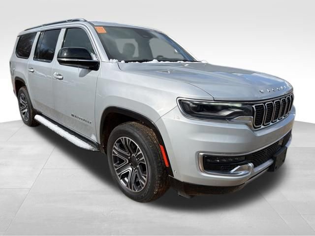 Used 2024 Jeep Wagoneer L Series II w/ Flexible Seating Group image 5