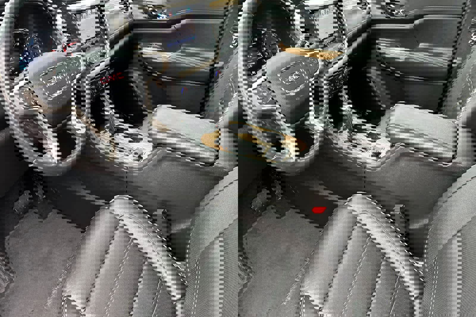 Used 2019 GMC Acadia Denali w/ Technology Package image 11