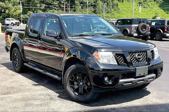 Used 2021 Nissan Frontier SV w/ Midnight Edition Floor Mats AWD/4WD image 2
