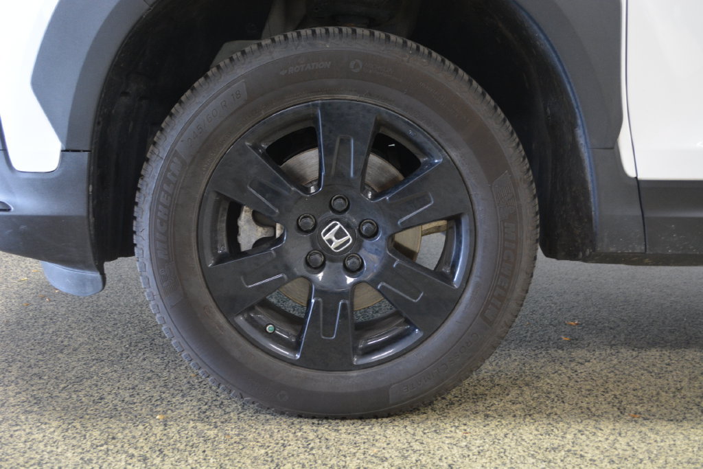 Used 2022 Honda Pilot TrailSport image 11