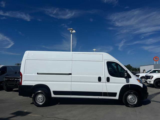 Used 2024 RAM ProMaster 2500 w/ Safety Group image 9