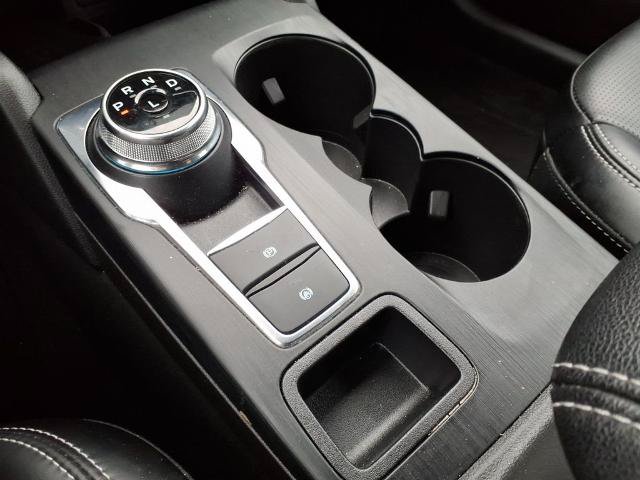 Certified 2025 Ford Escape Platinum AWD/4WD image 27