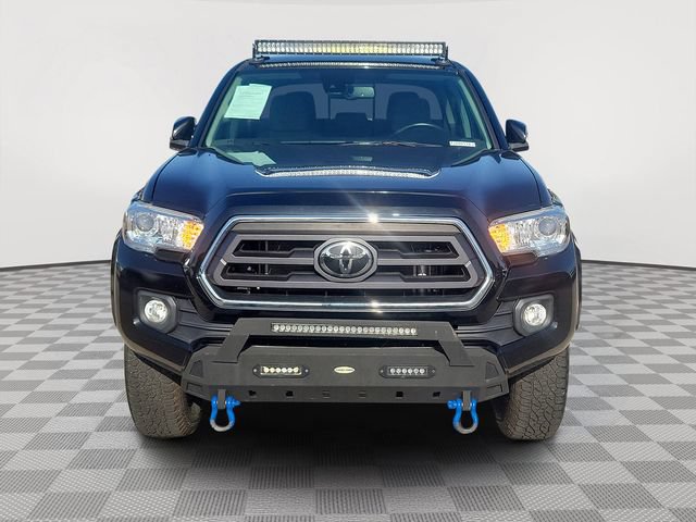 Used 2022 Toyota Tacoma SR5 AWD/4WD image 8