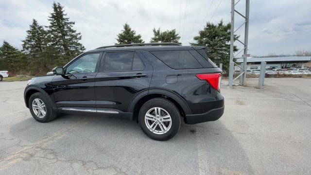 Certified 2023 Ford Explorer XLT w/ Equipment Group 202A image 7