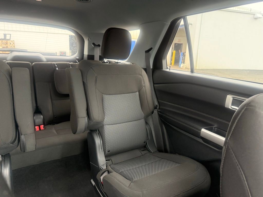 Certified 2024 Ford Explorer XLT AWD/4WD image 59