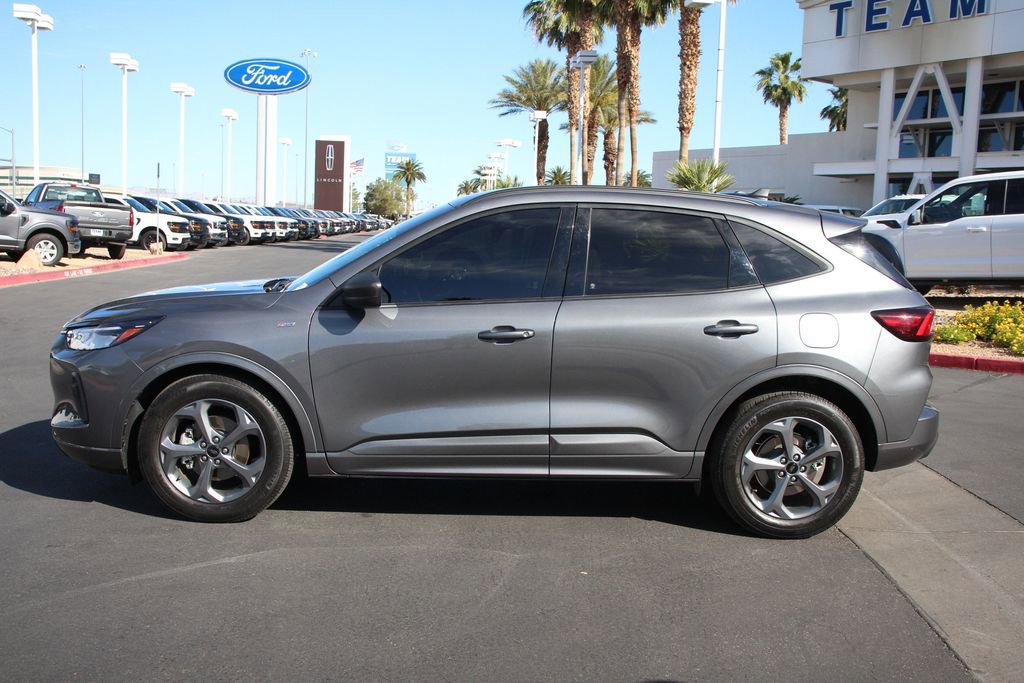 Certified 2023 Ford Escape ST-Line w/ Equipment Group 301A FWD image 4