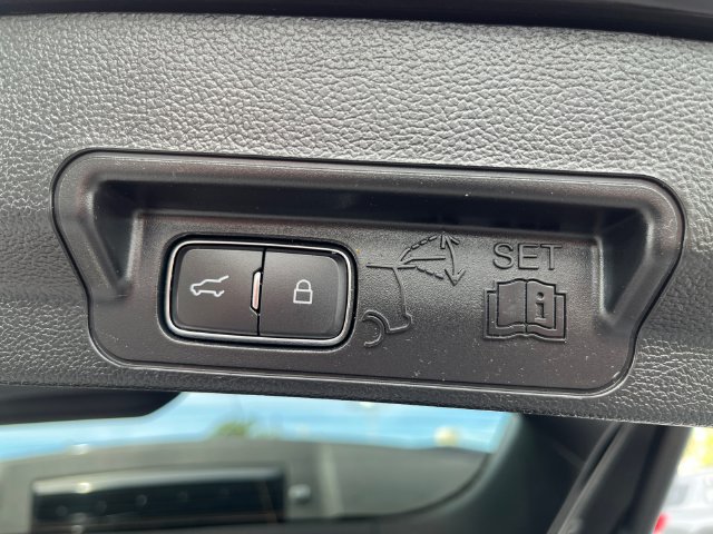 Certified 2023 Ford Explorer ST-Line AWD/4WD image 24