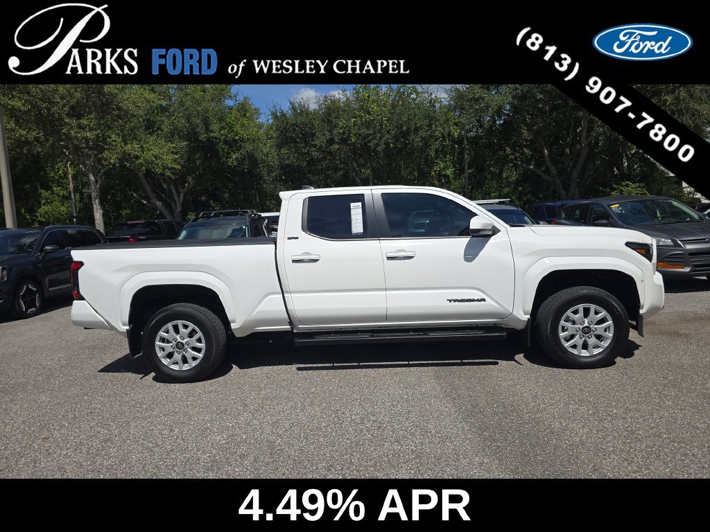 Used 2024 Toyota Tacoma SR5 RWD image 4