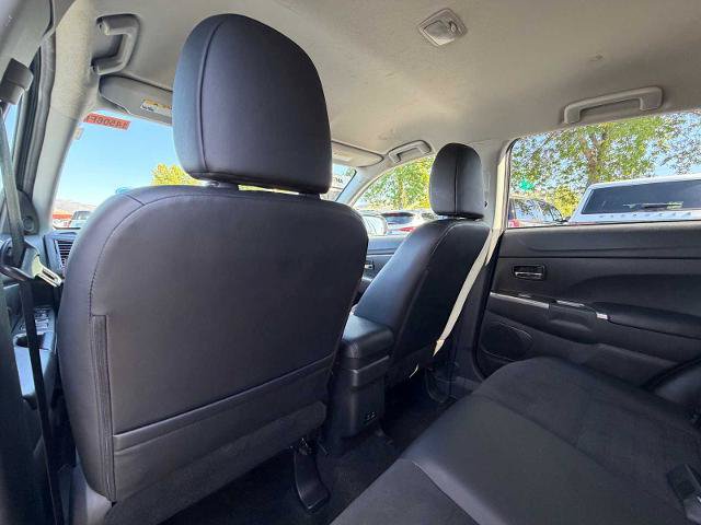 Used 2025 Mitsubishi Outlander Sport SE AWD/4WD image 25