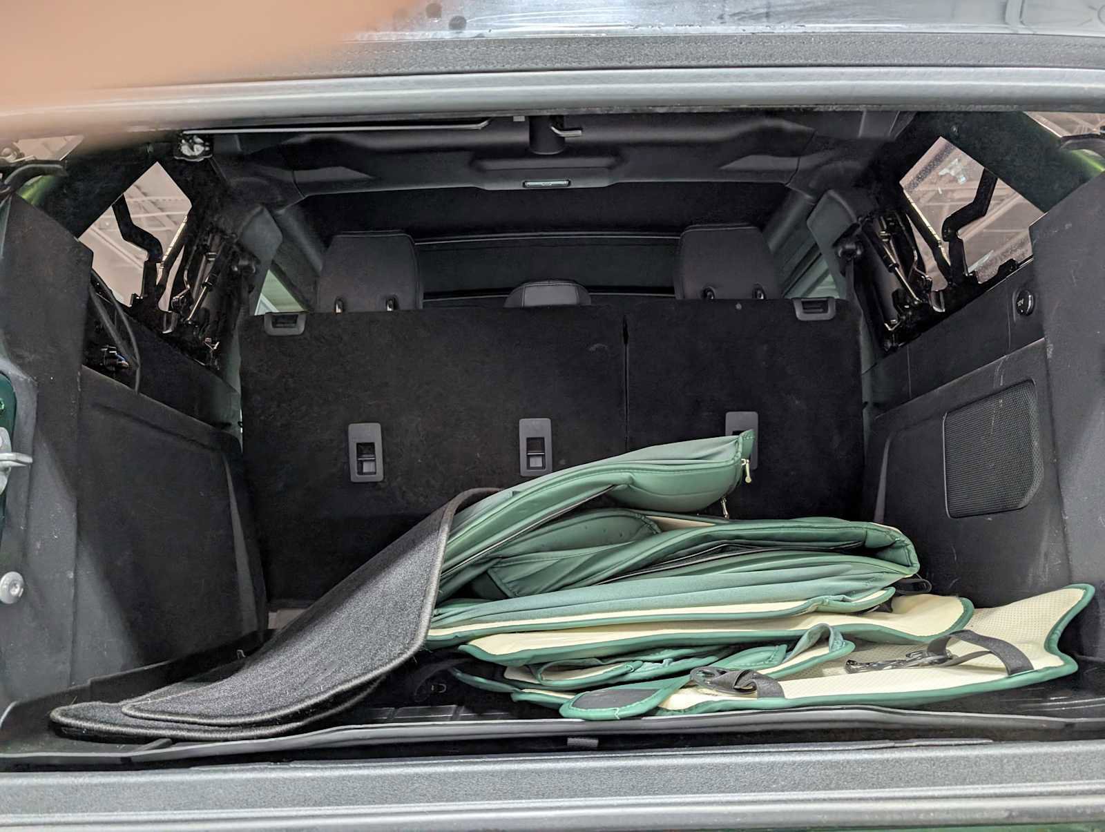 Certified 2023 Ford Bronco Black Diamond image 39