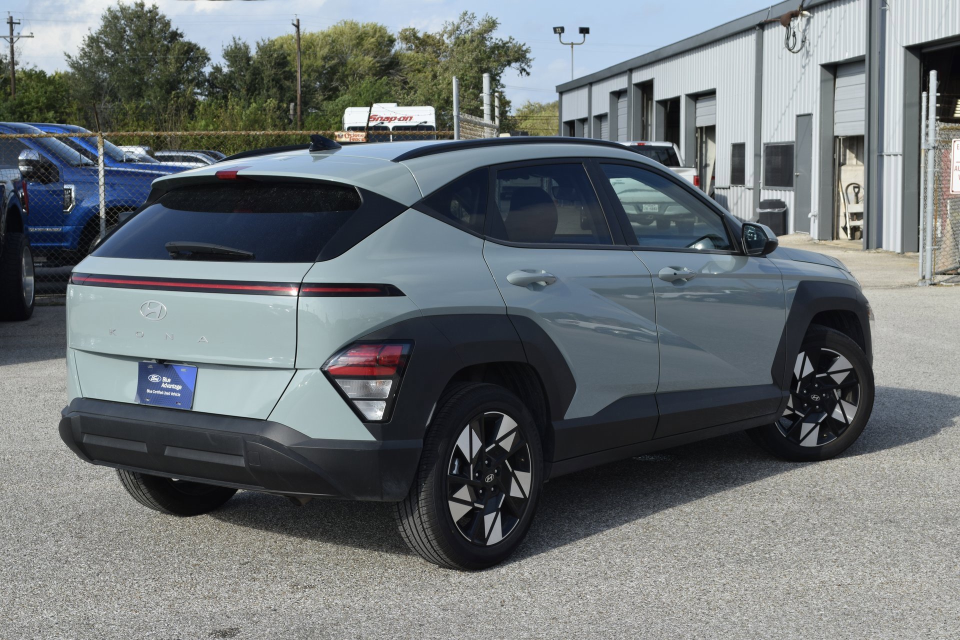 Used 2024 Hyundai Kona SEL image 10