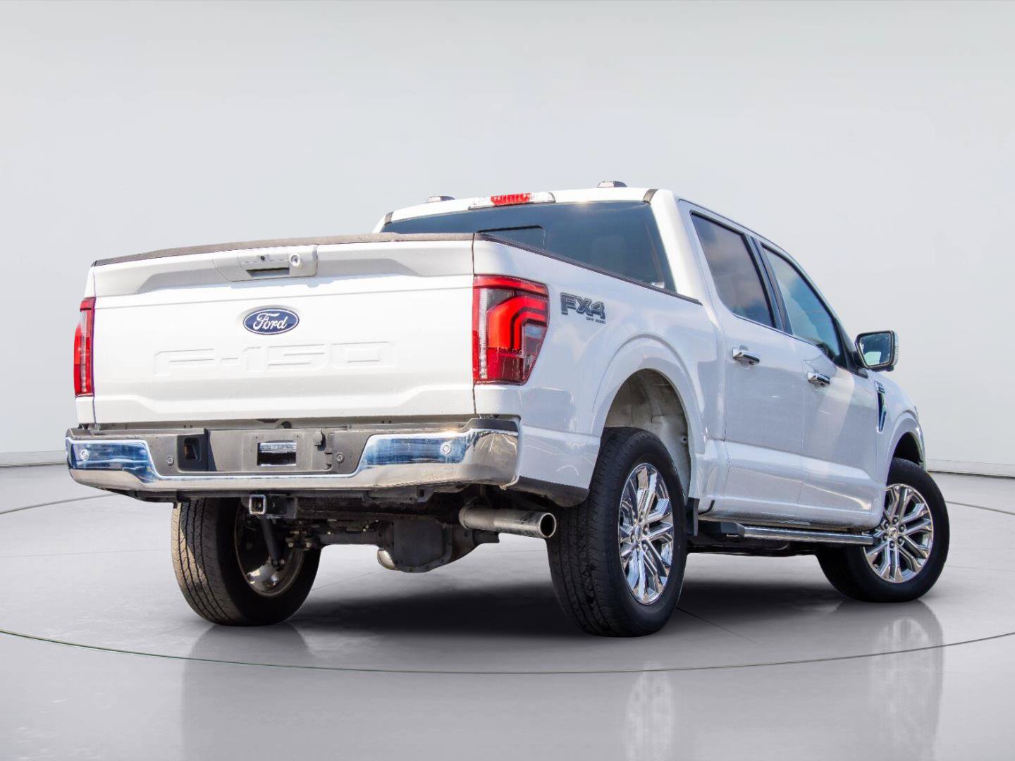 Certified 2025 Ford F150 Lariat w/ Equipment Group 501A Mid AWD/4WD image 4