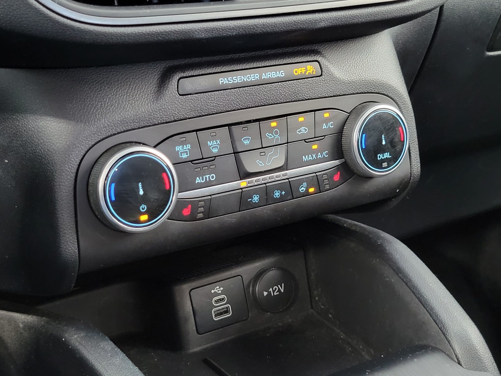 Certified 2024 Ford Escape Active AWD/4WD image 21
