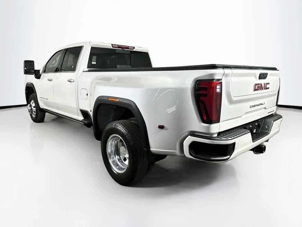 Used 2024 GMC Sierra 3500 Denali w/ Denali Reserve Package AWD/4WD image 4